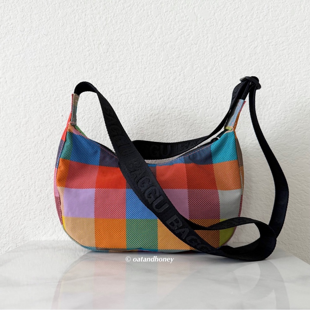 BAGGU Small Nylon Crescent Bag
